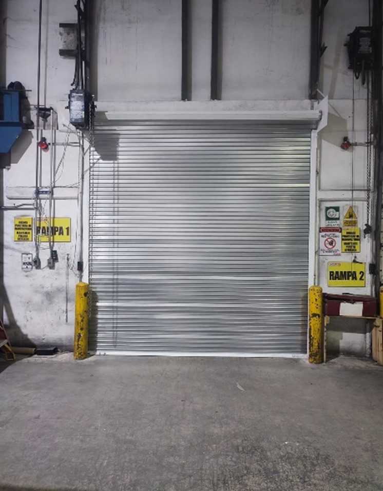 Herrería y cancelería industrial puertas metálicas nave Tampico Altamira JALMOR