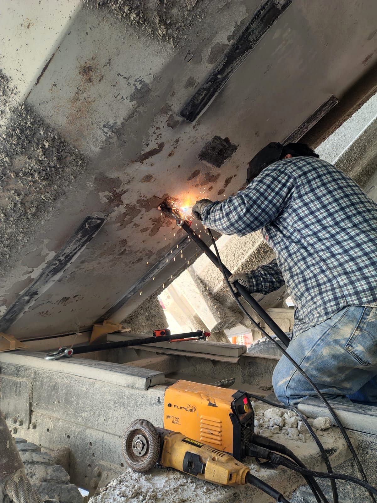 Soldadura estructura techo industrial Tampico JALMOR