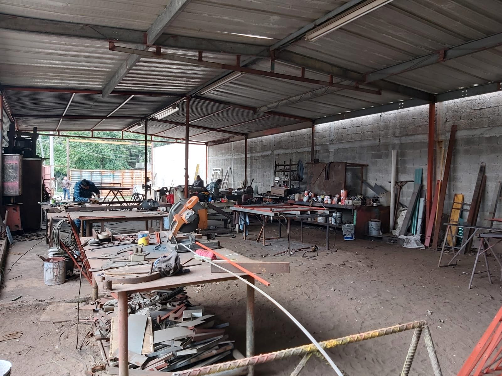 Taller de fabricación metálica JALMOR Industrial equipo propio Altamira Tamaulipas