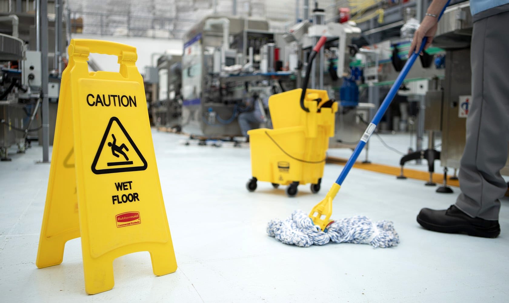 Limpieza industrial profunda piso planta manufacturera Tampico JALMOR