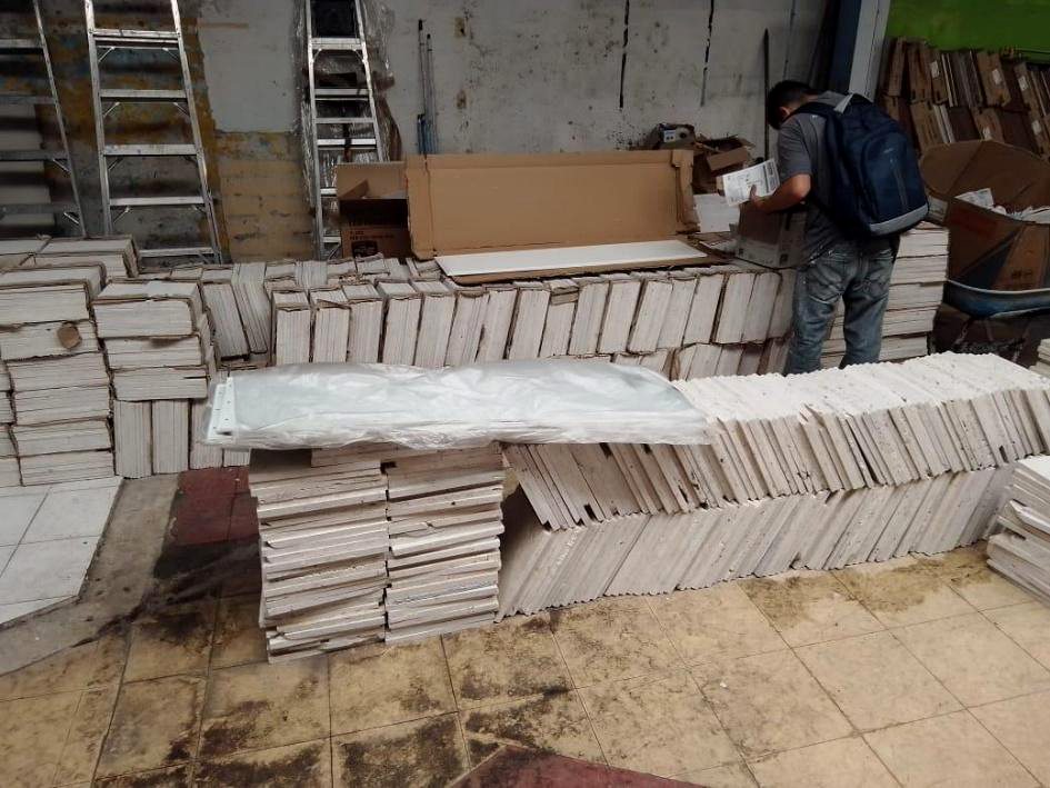Selección de loseta cerámica industrial para nave Altamira JALMOR